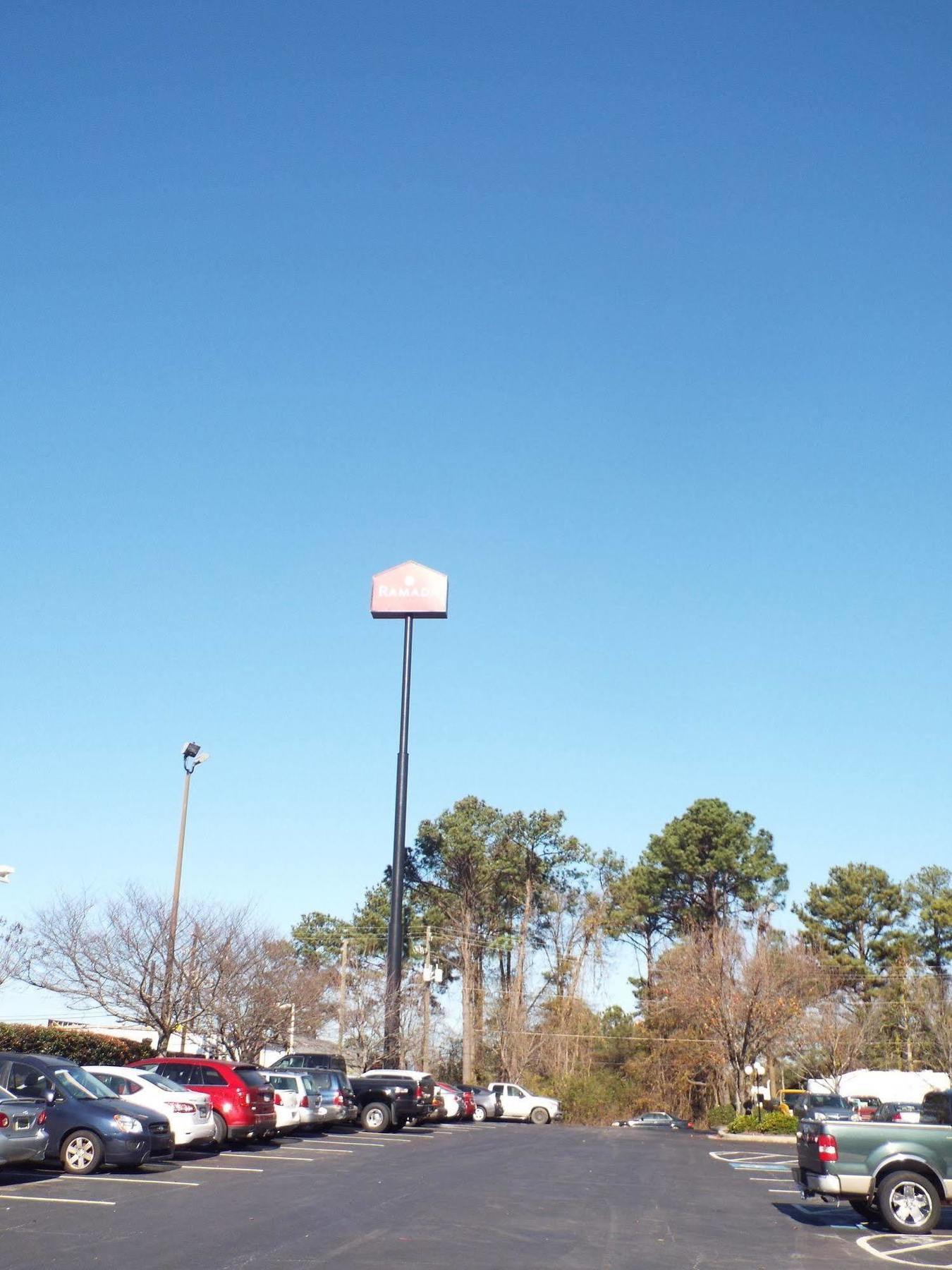 Quality Suites Atlanta Airport East Forest Park Exterior photo